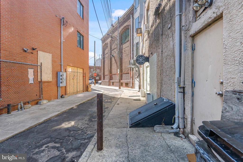 1837 E PASSYUNK AVENUE