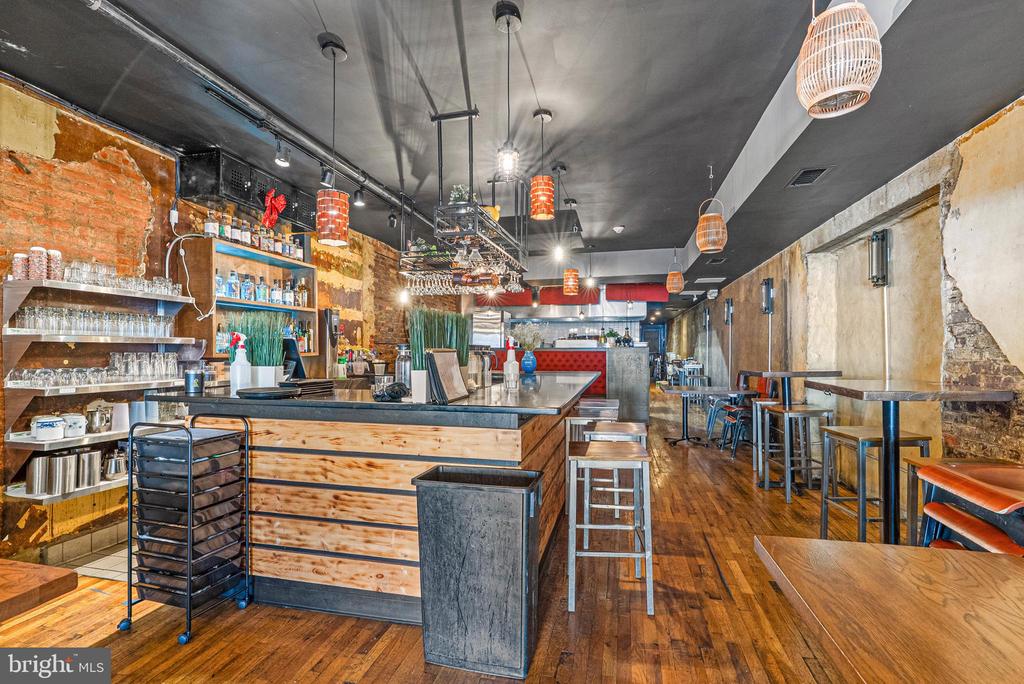 1837 E PASSYUNK AVENUE