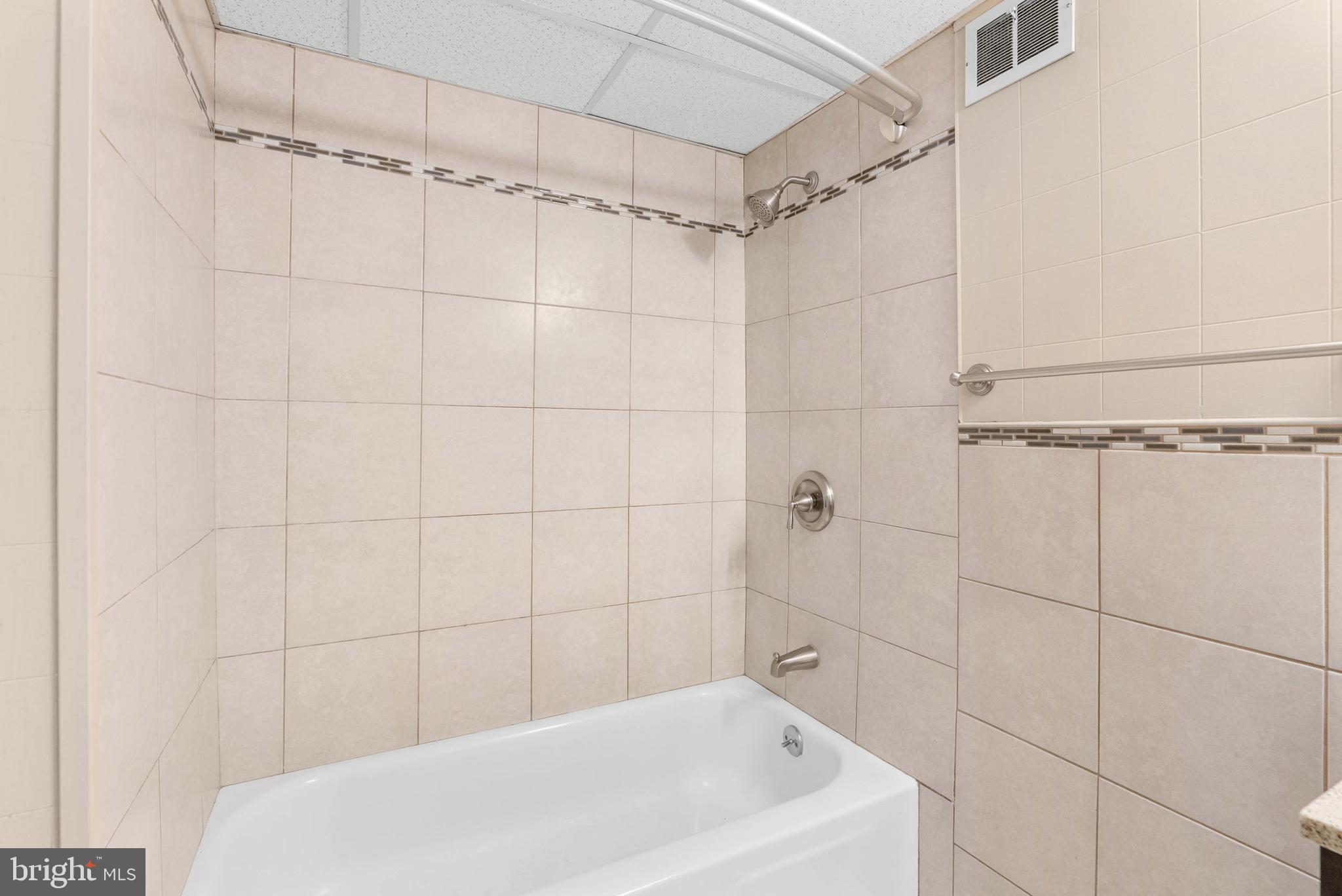1837 E PASSYUNK AVENUE 2ND FLR