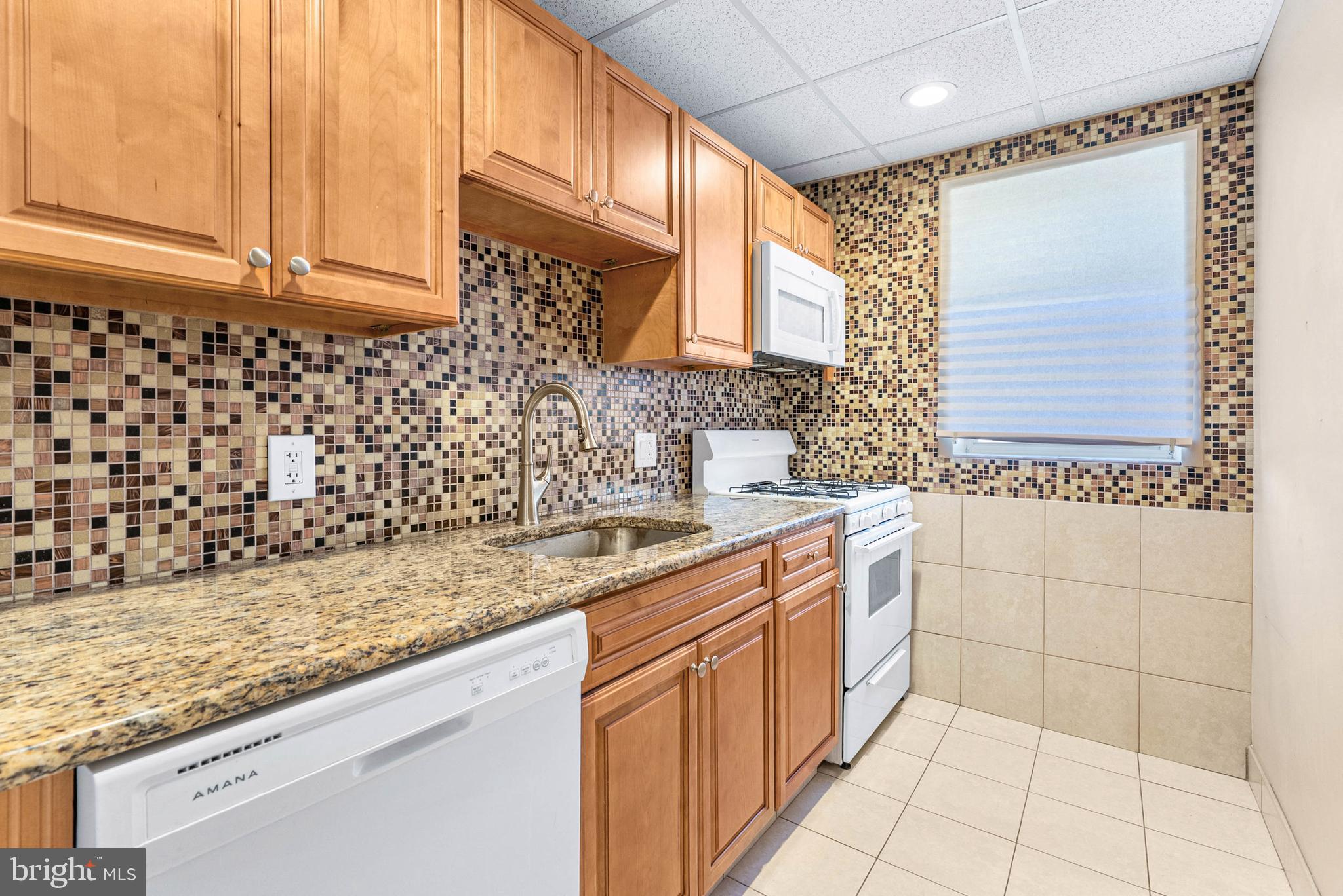 1837 E PASSYUNK AVENUE 2ND FLR