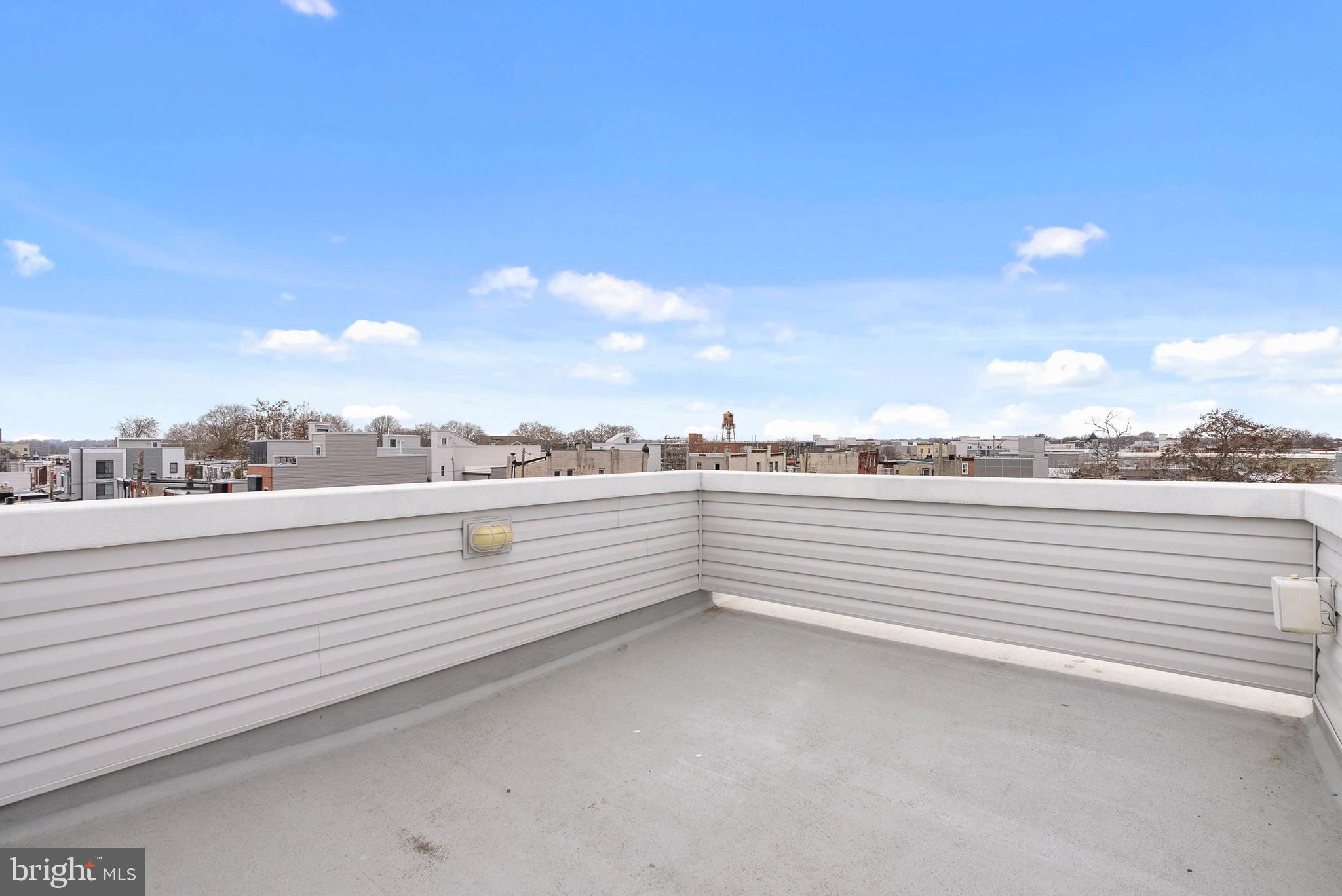 2444 INGERSOLL STREET