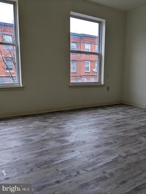 1626 W DIAMOND STREET Unit: A