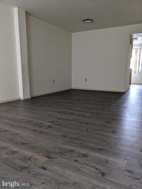 1626 W DIAMOND STREET Unit: A