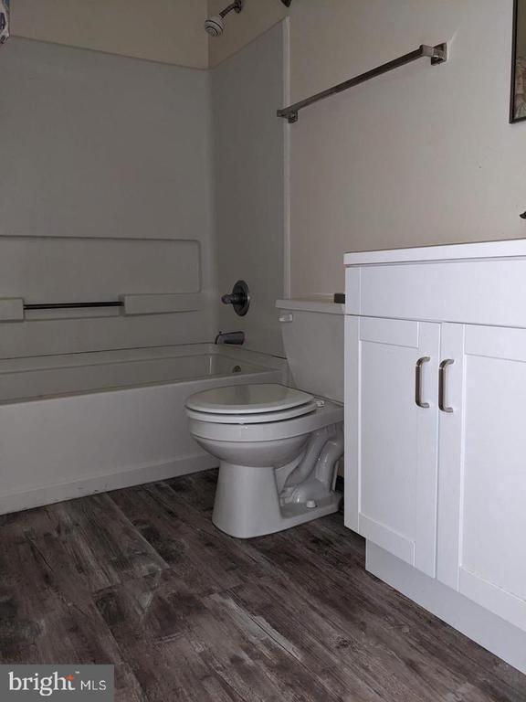 1626 W DIAMOND STREET Unit: A