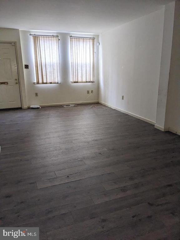 1626 W DIAMOND STREET Unit: A
