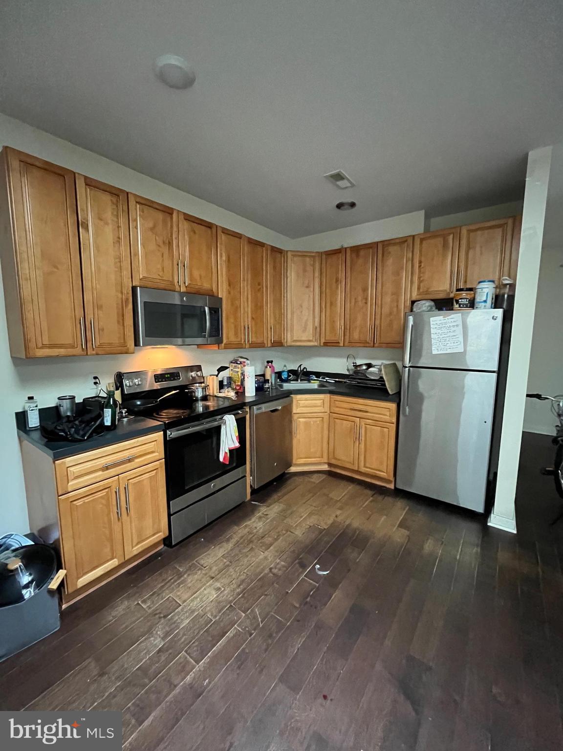 416 N WIOTA STREET 18