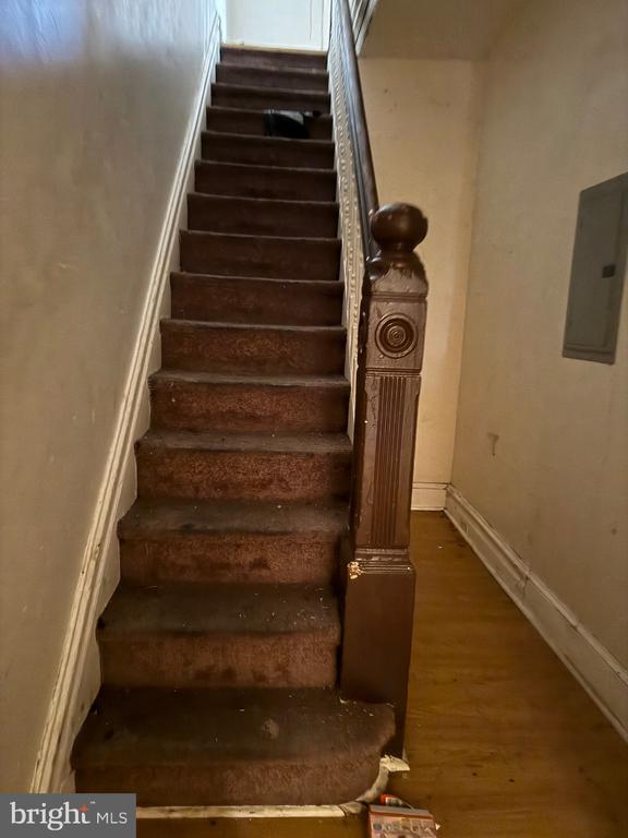 75 E HIGH STREET
