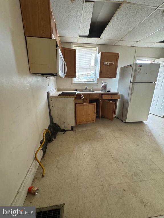 75 E HIGH STREET