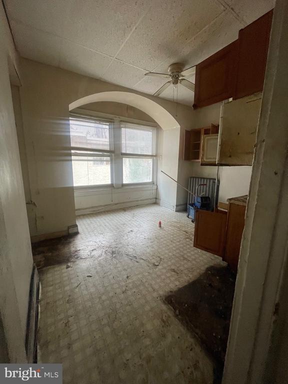 79 E HIGH STREET