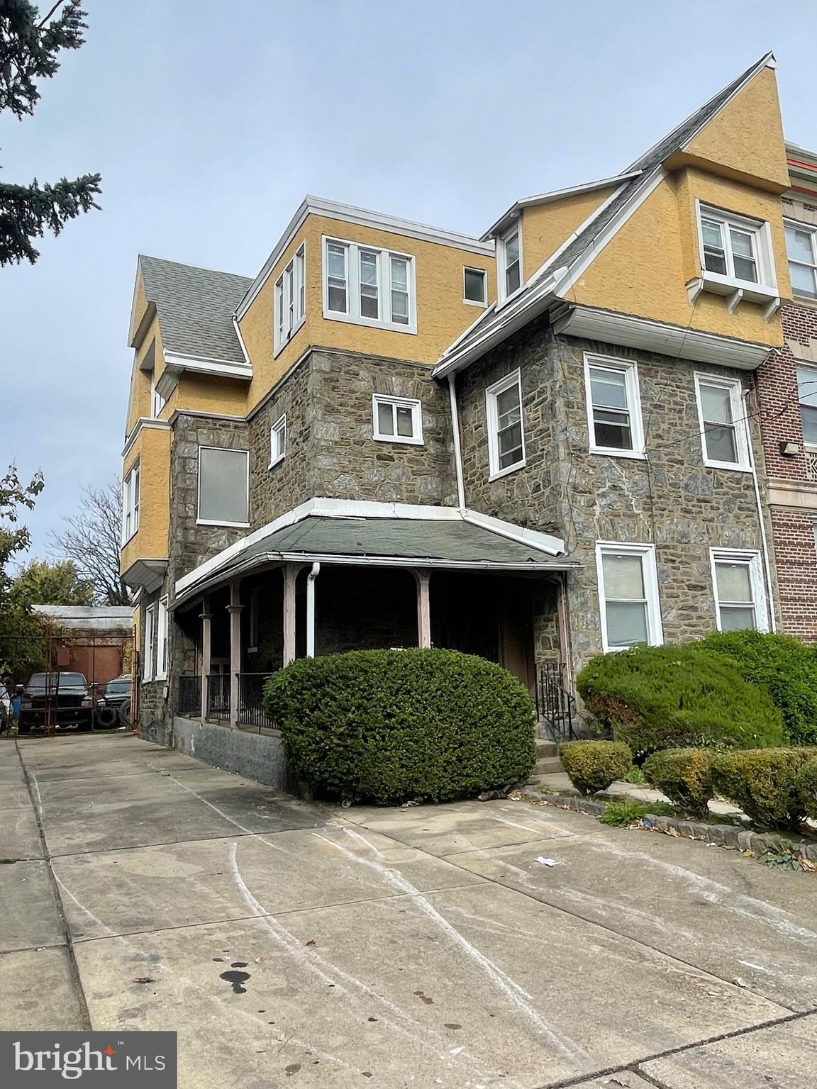 79 E HIGH STREET