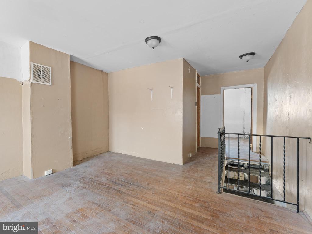 1351 S 31ST STREET