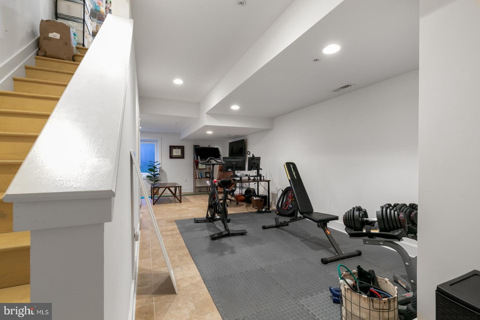 919 N 5TH STREET 4