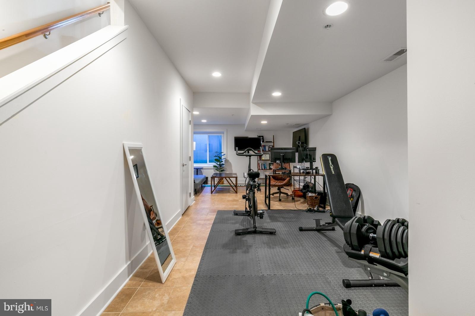 919 N 5TH STREET 4