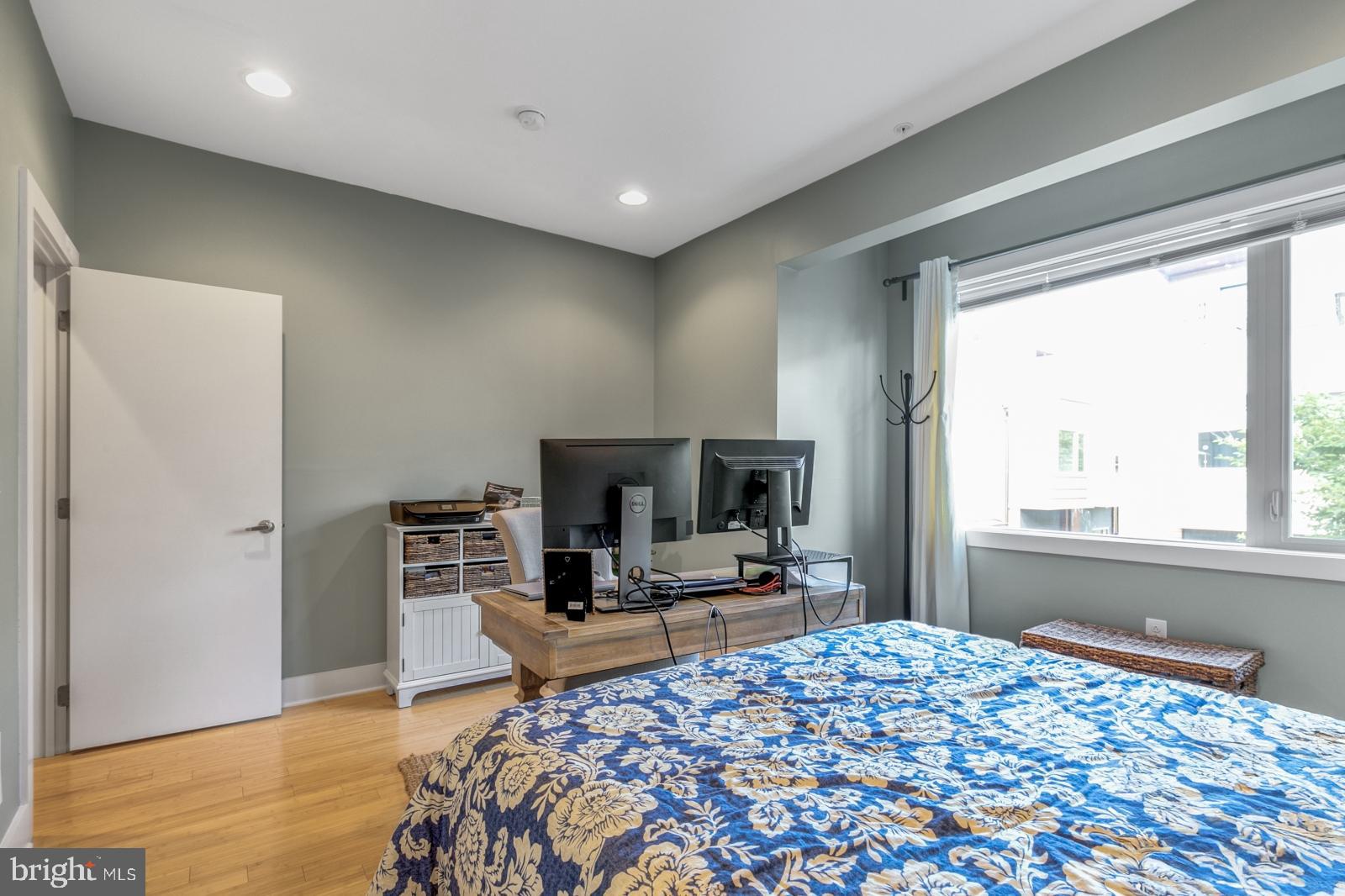 919 N 5TH STREET 4