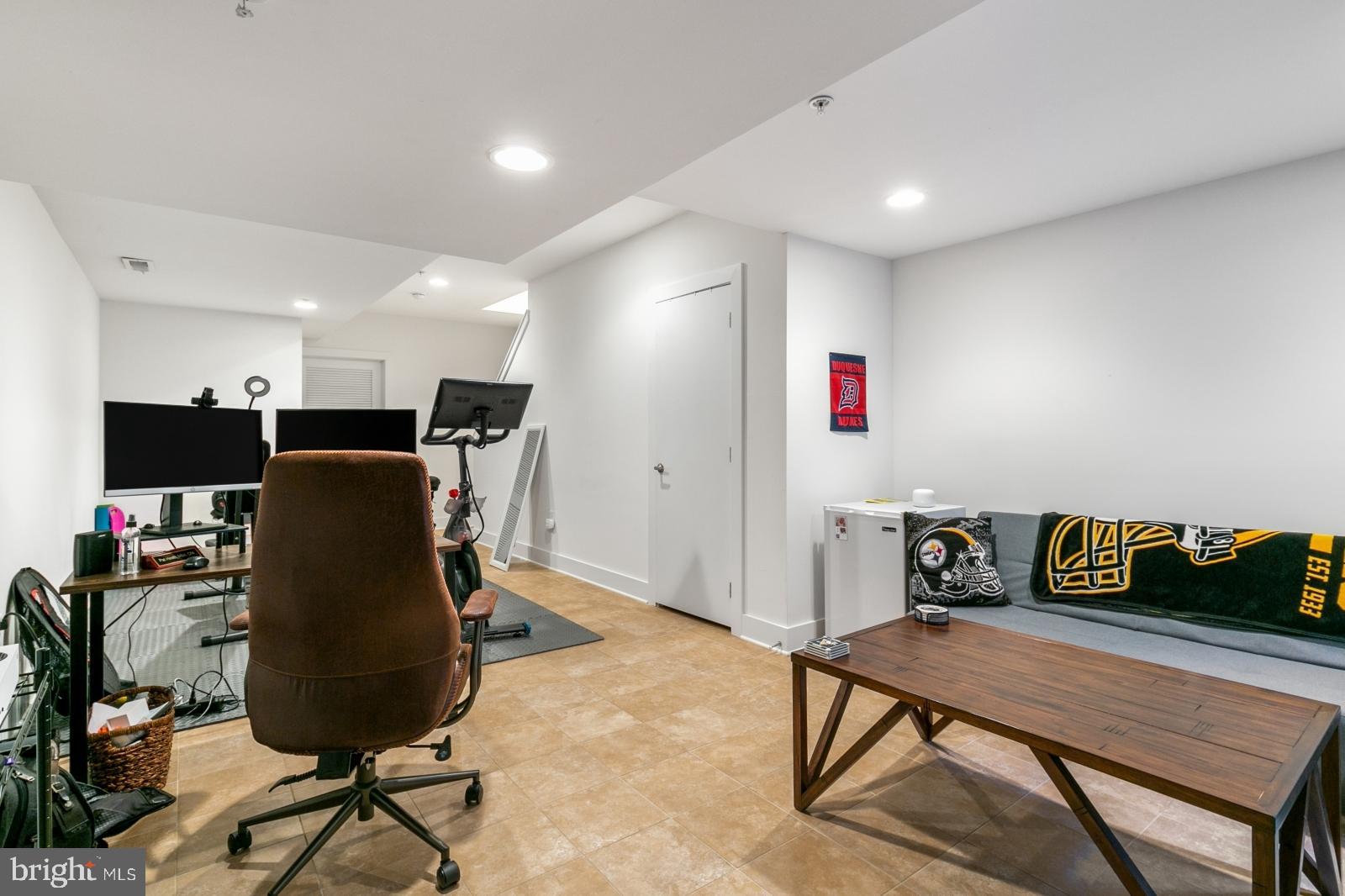 919 N 5TH STREET 4