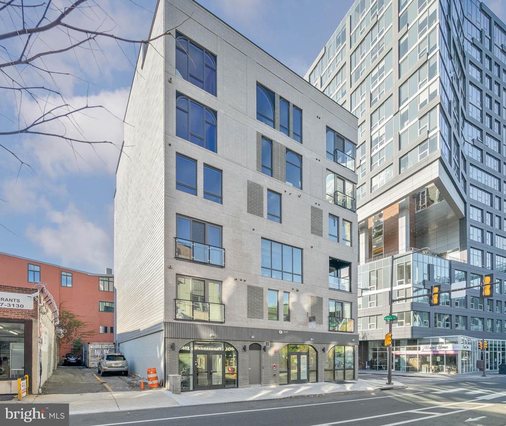 160 N 2ND STREET 64 601