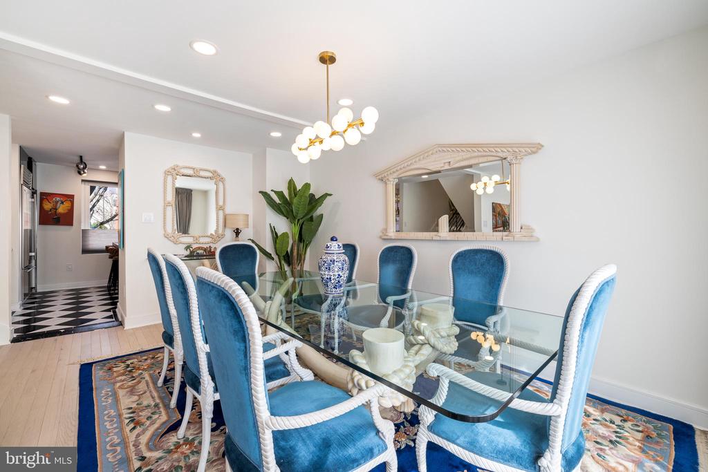 331 S 2ND STREET