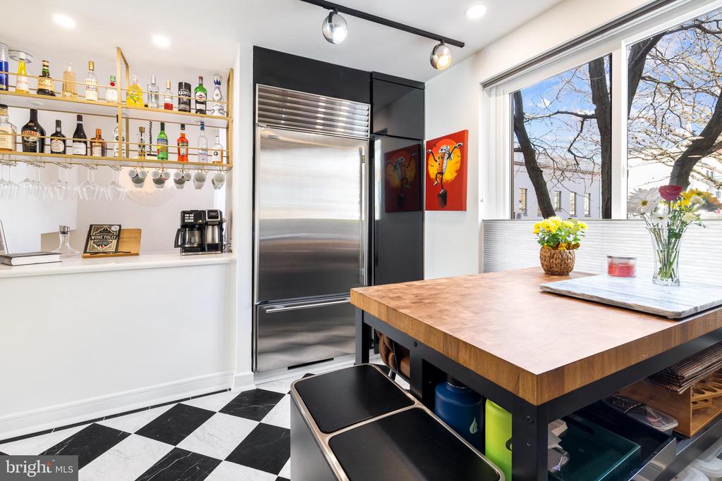 331 S 2ND STREET