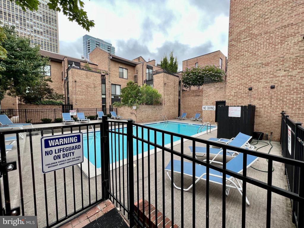 331 S 2ND STREET