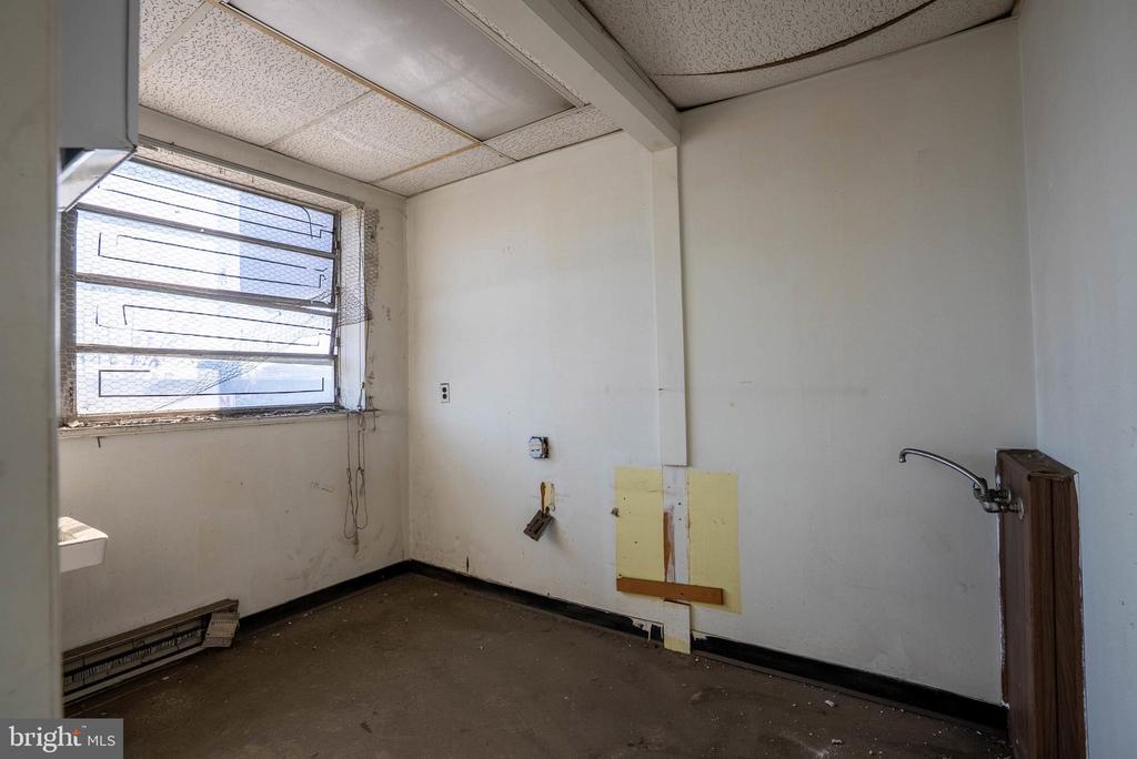 14 N 52ND STREET 18