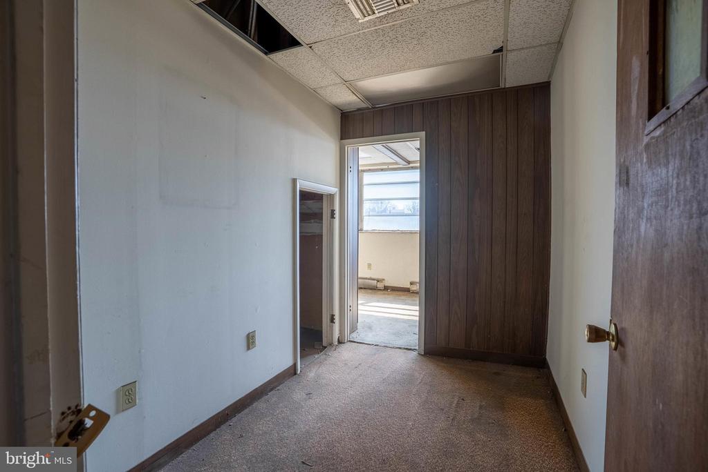 14 N 52ND STREET 18