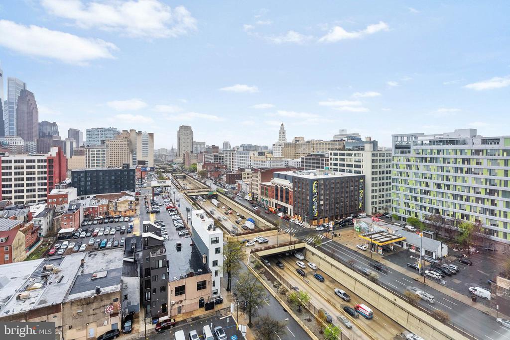 1100 VINE STREET Unit: 1403