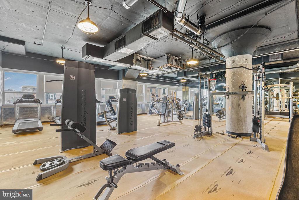1100 VINE STREET Unit: 1403