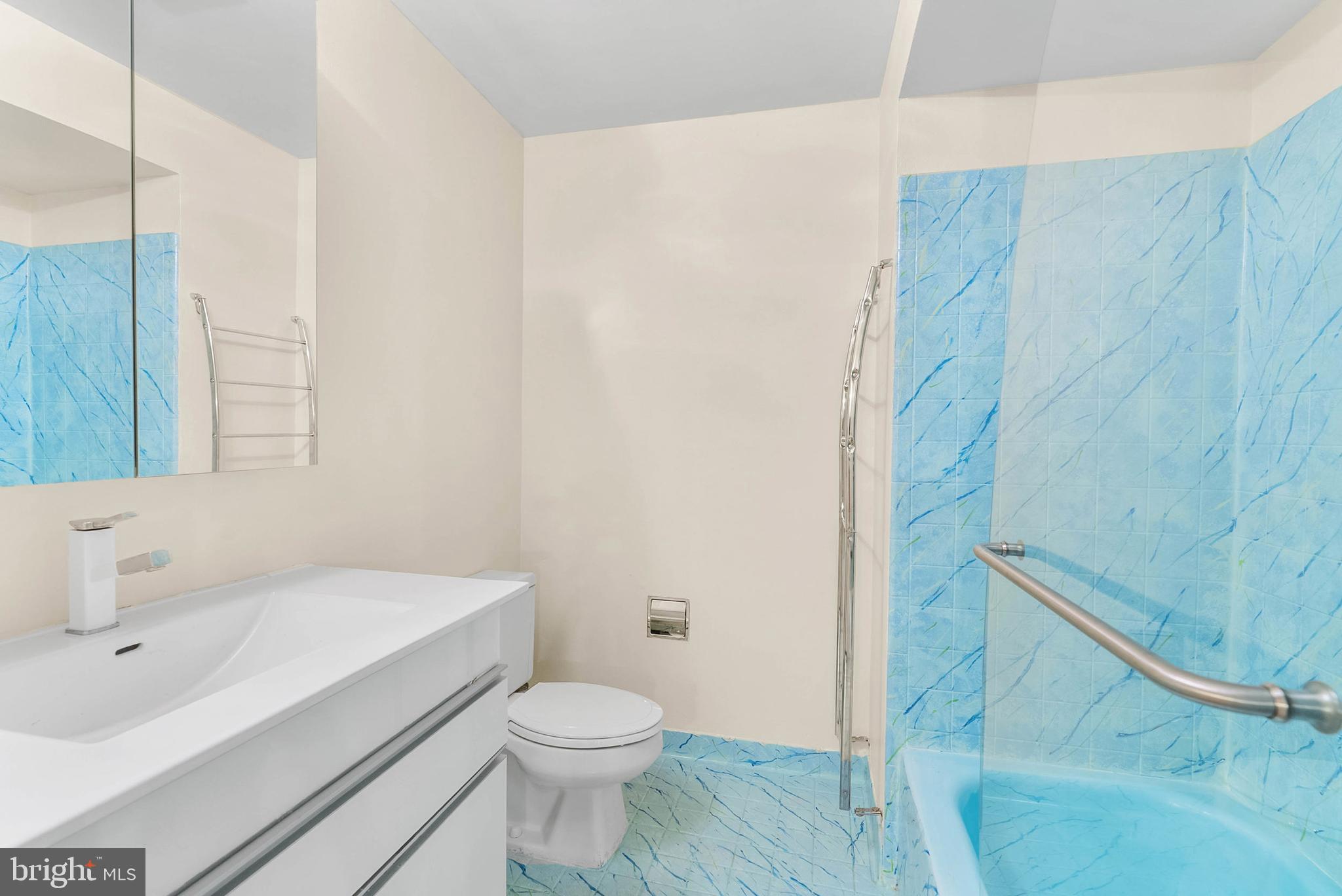 2024 SPRING GARDEN STREET 4