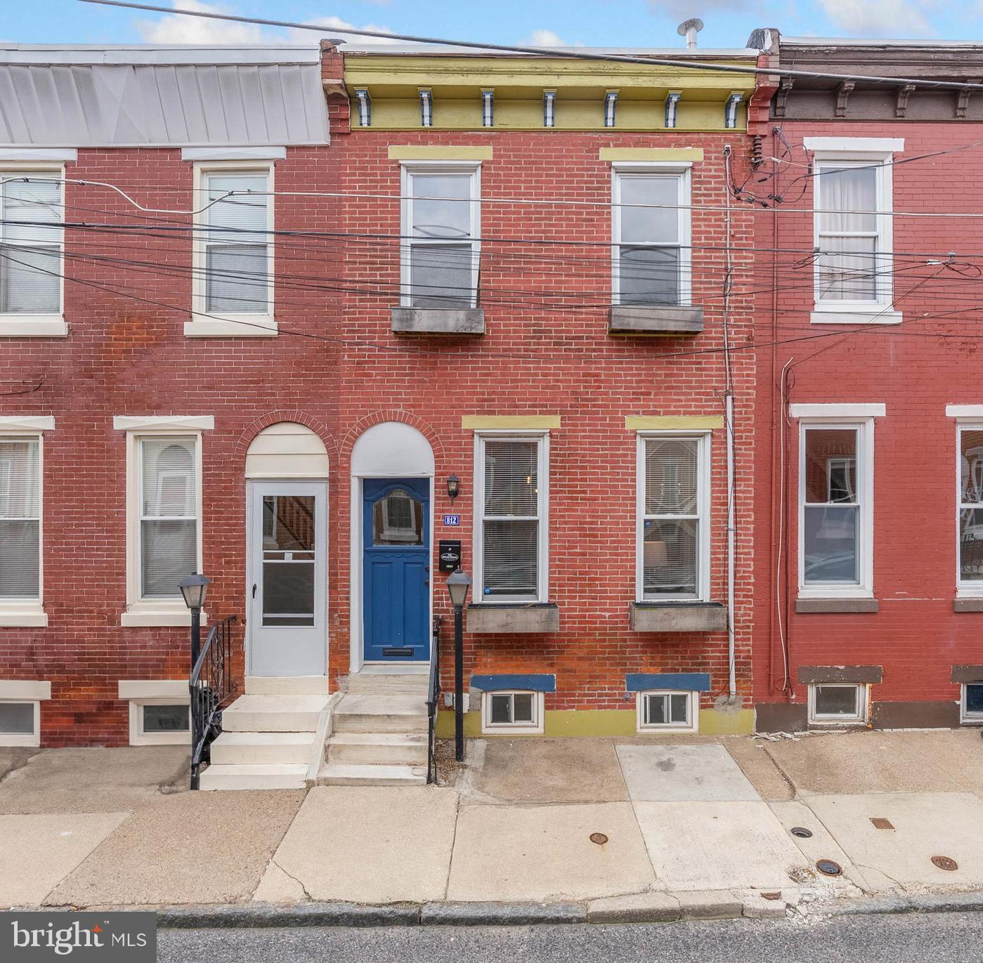812 LIVINGSTON STREET