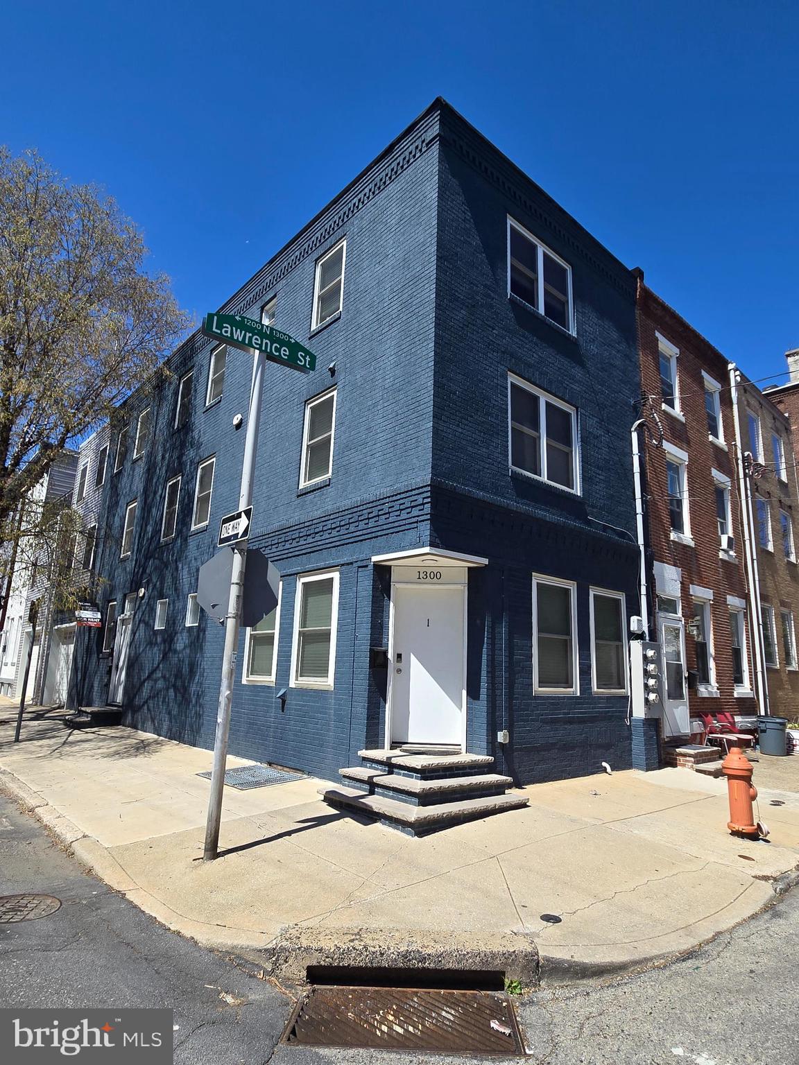 1300 N LAWRENCE STREET 1