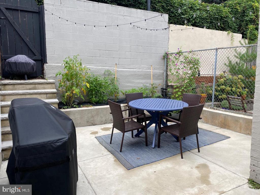777 N 27TH STREET