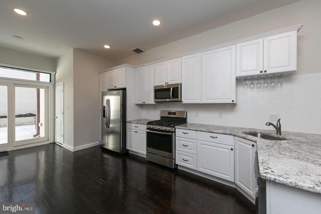 777 N 27TH STREET