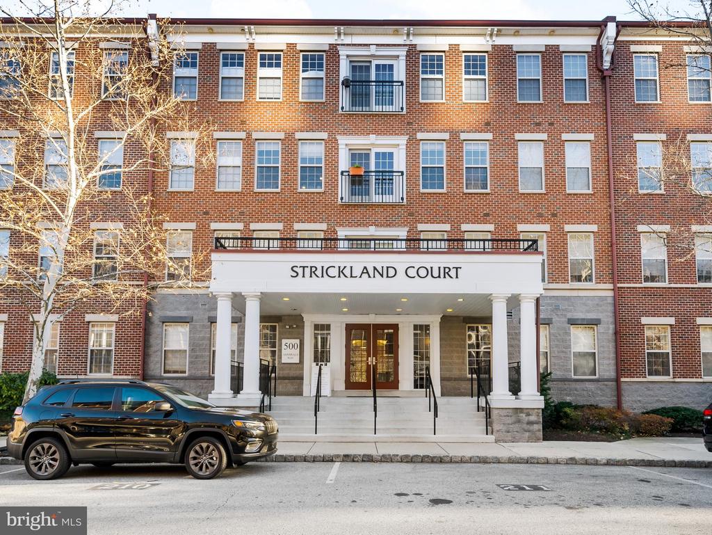 500 ADMIRALS WAY 101