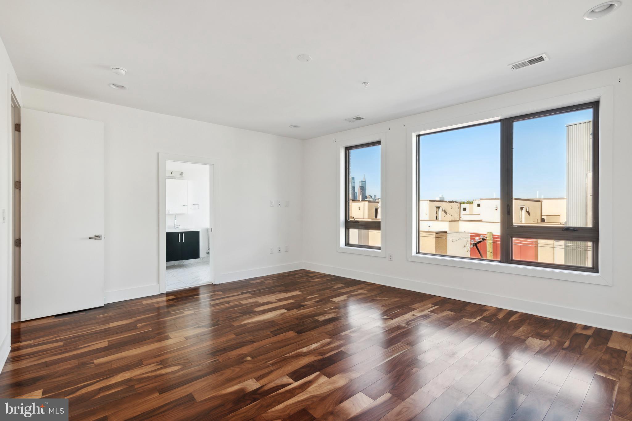 853 N 3RD STREET