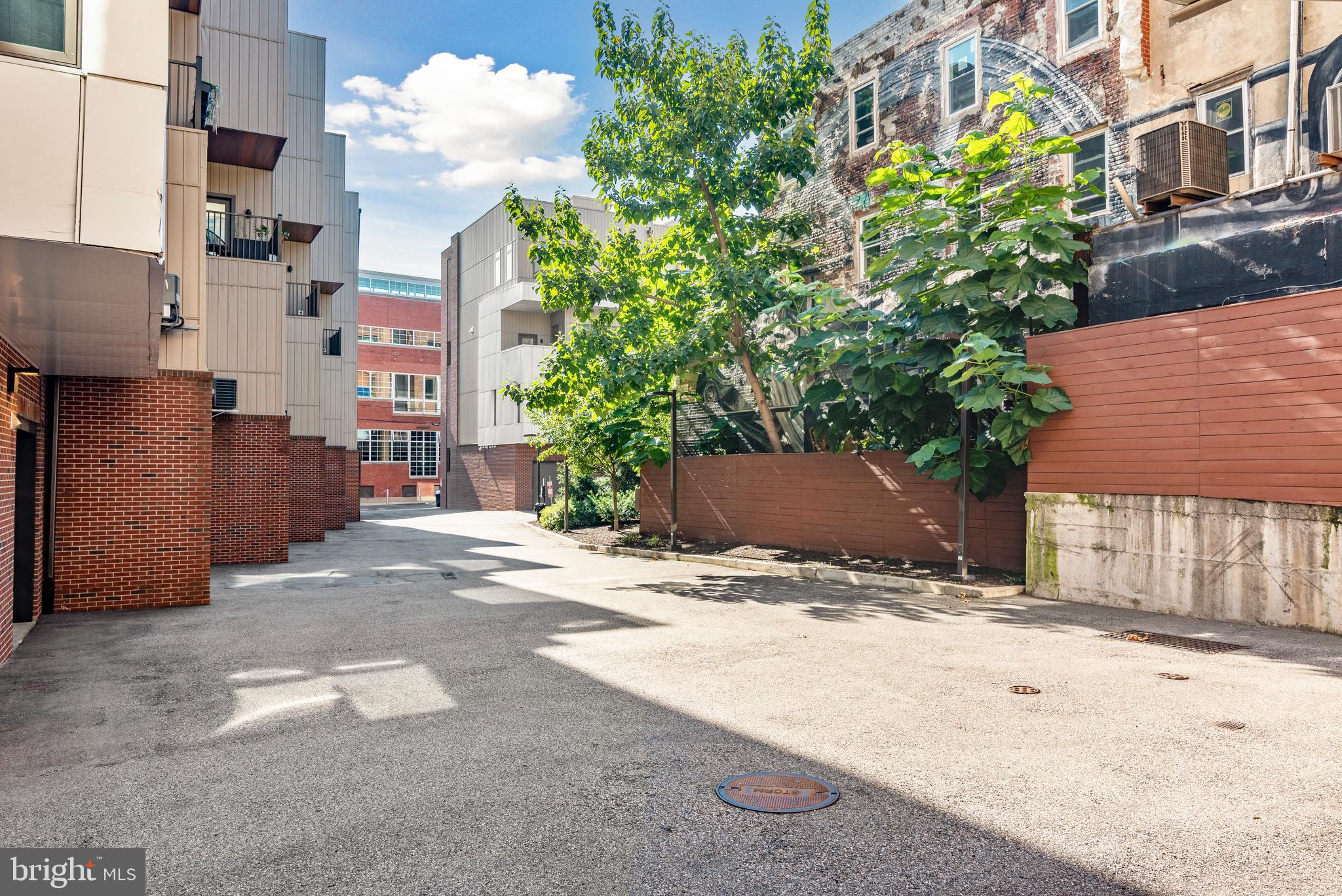 853 N 3RD STREET