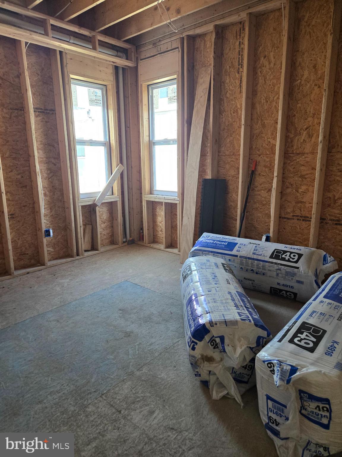 1406 E MOYAMENSING AVENUE