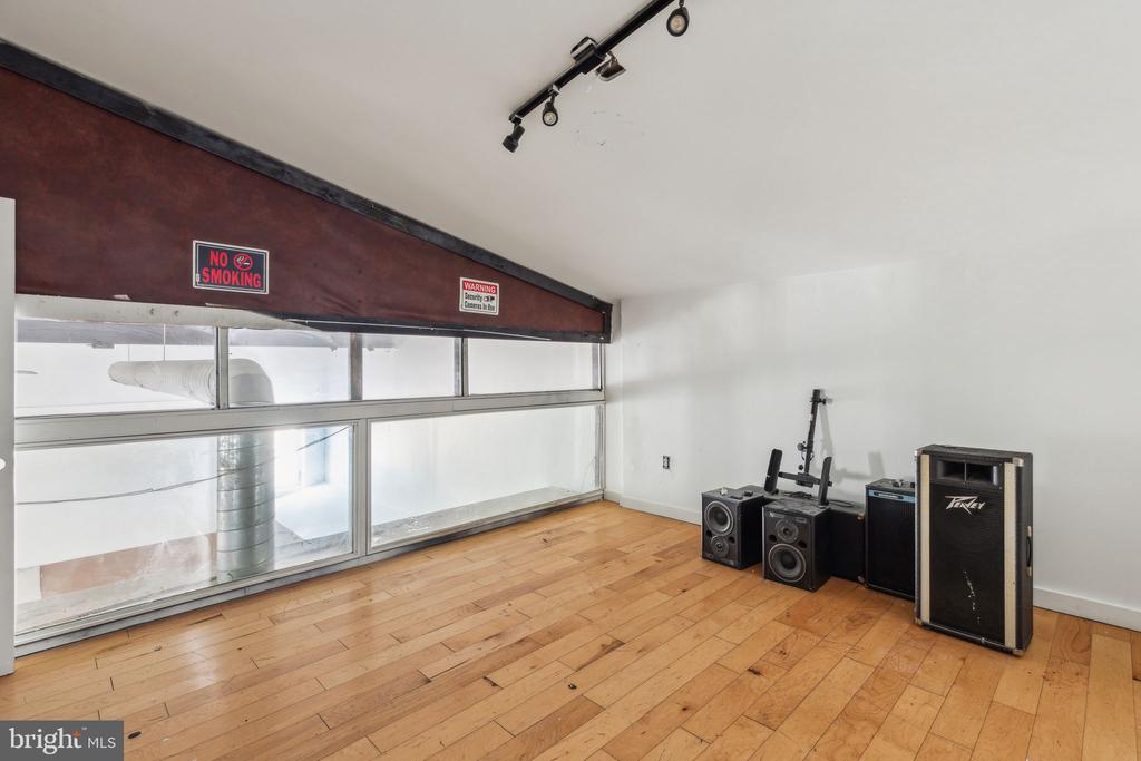 3475 COLLINS STREET 108