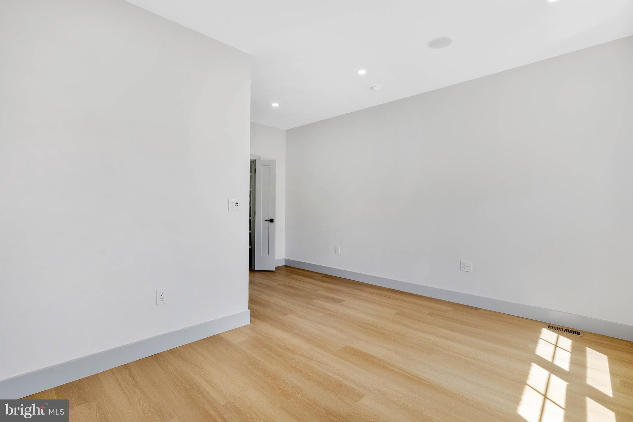 723 MERCY STREET