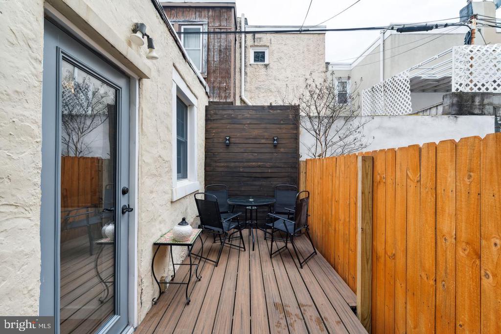 521 S 27TH STREET