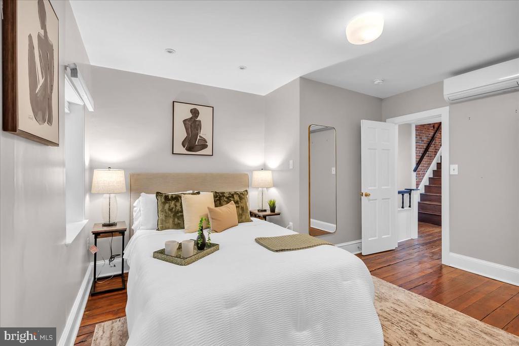 521 S 27TH STREET