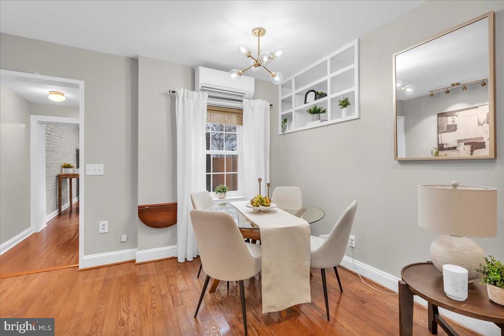 521 S 27TH STREET