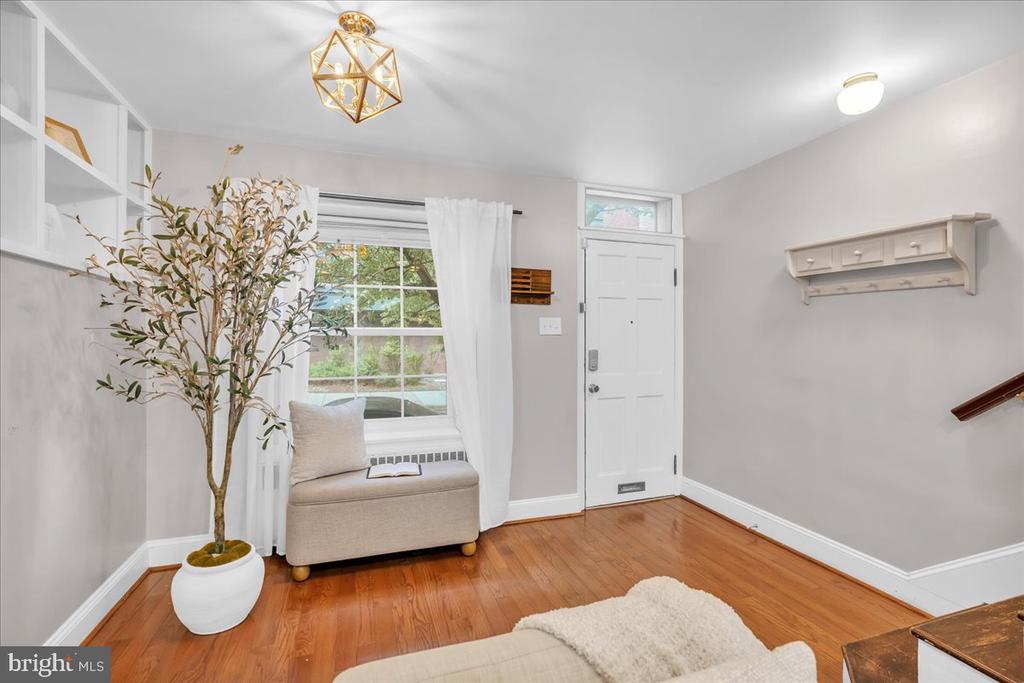 521 S 27TH STREET