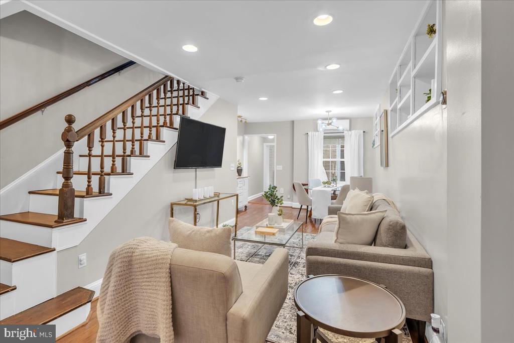 521 S 27TH STREET