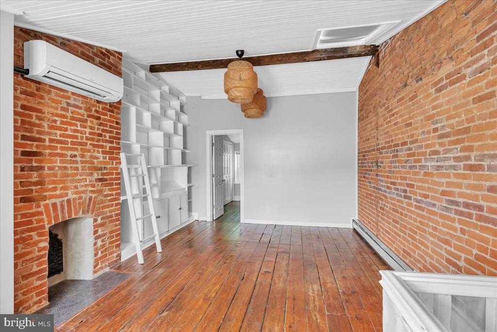 521 S 27TH STREET