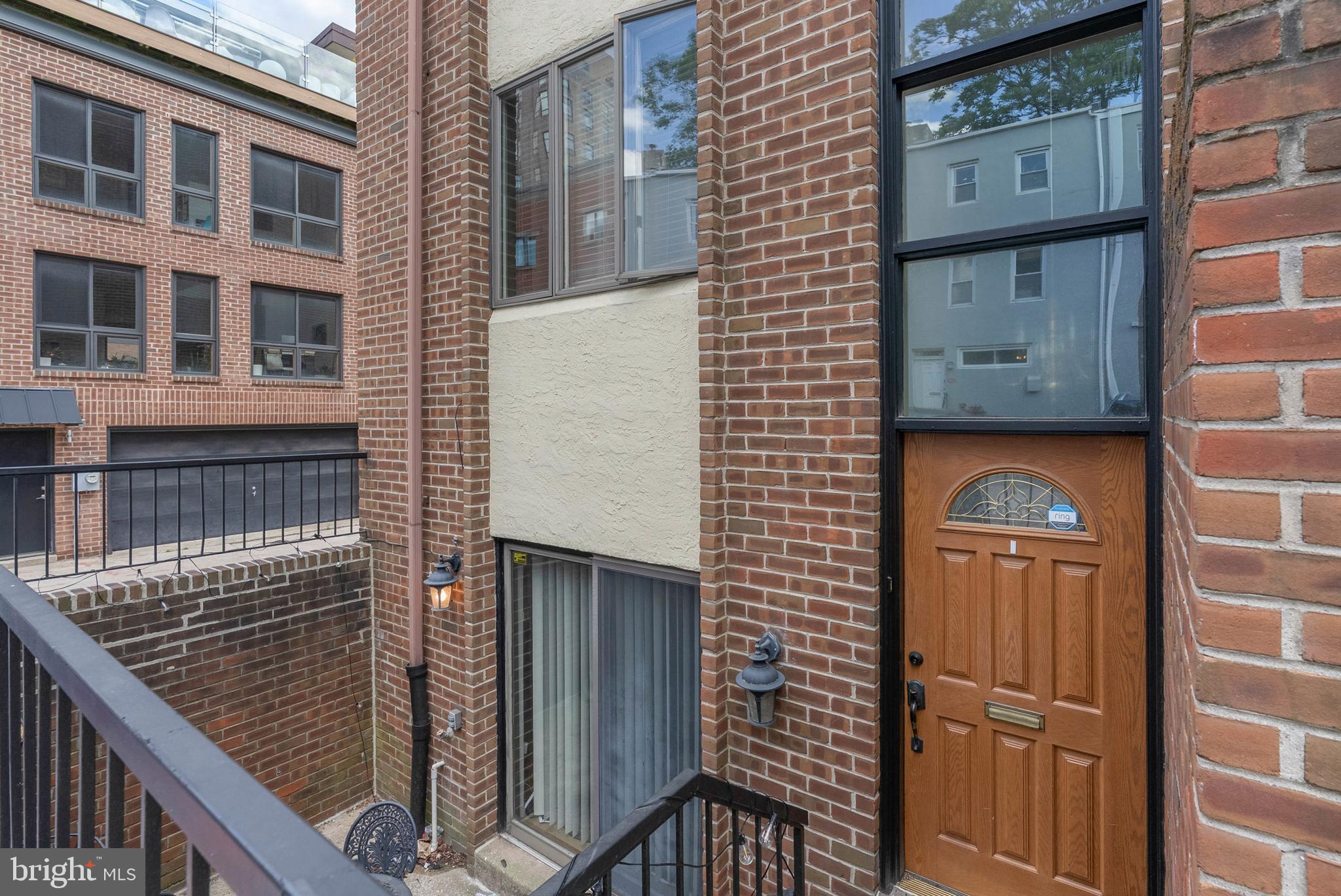 1906 RODMAN STREET A