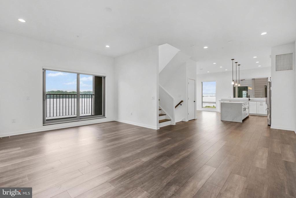 3212 EVERGREEN WALK