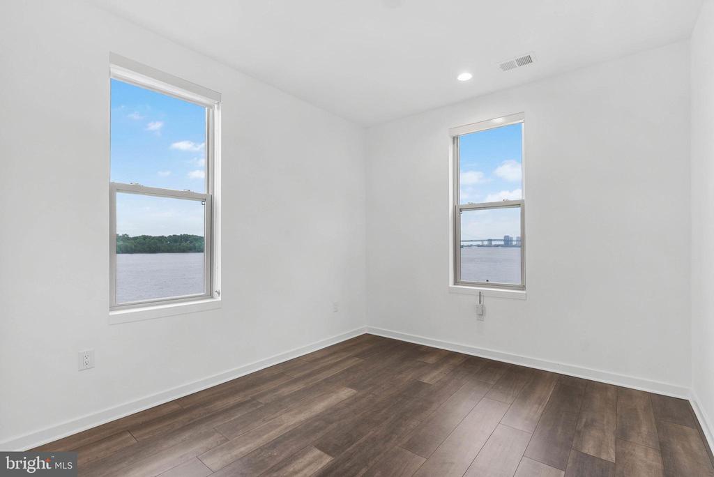 3212 EVERGREEN WALK