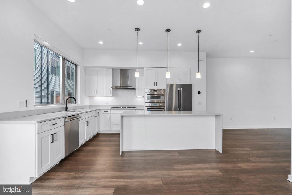 3212 EVERGREEN WALK