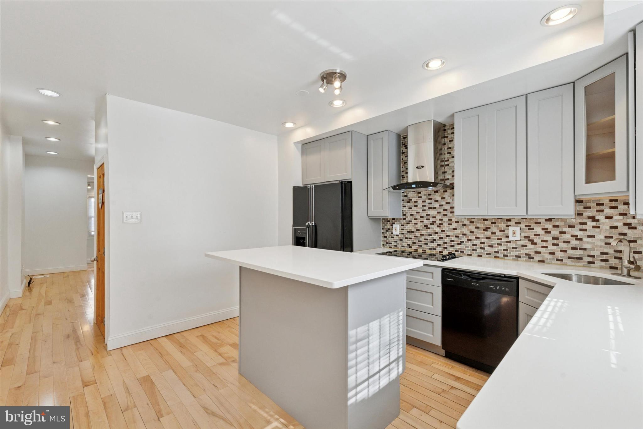 1313 S STANLEY STREET