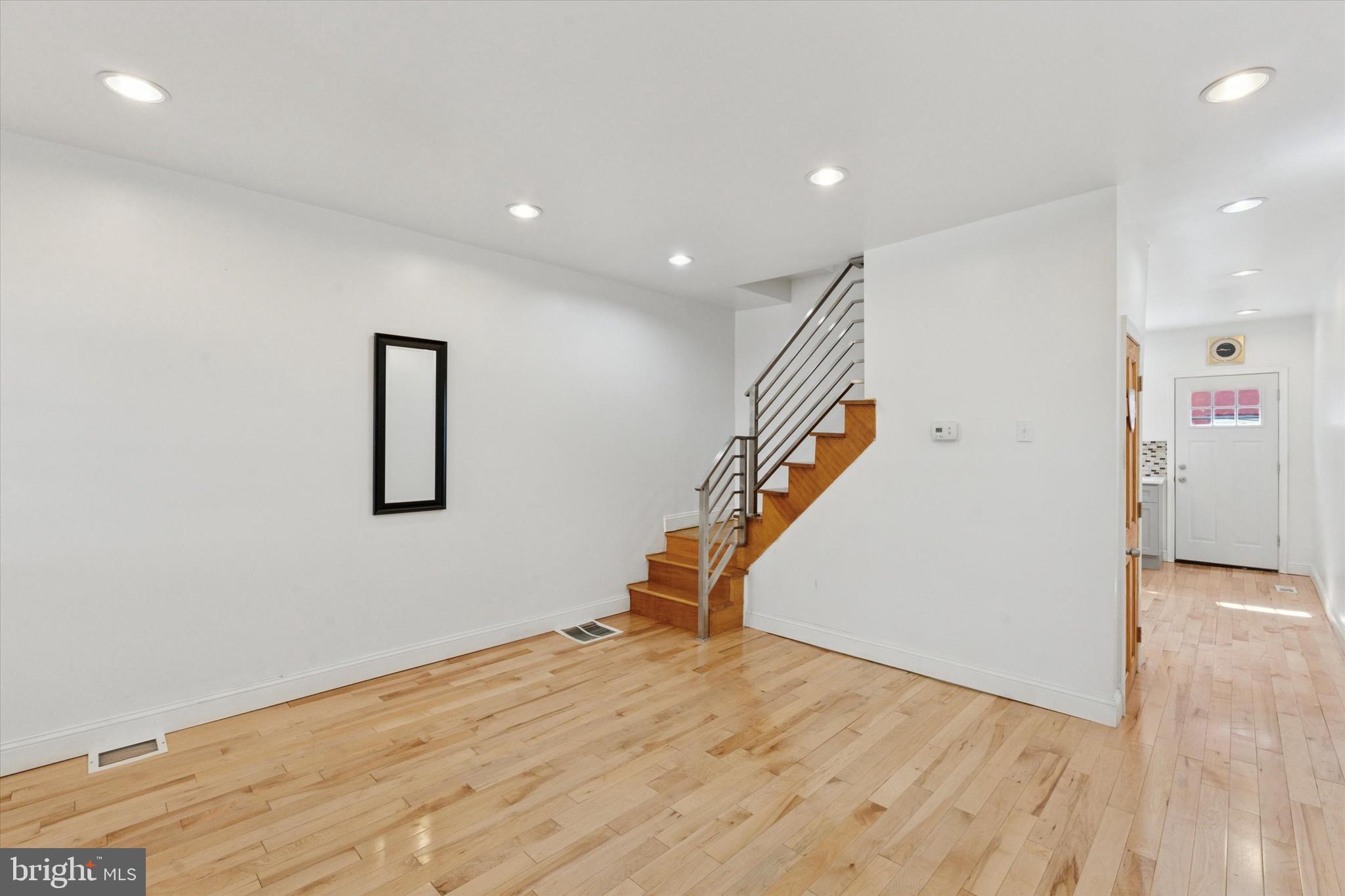 1313 S STANLEY STREET